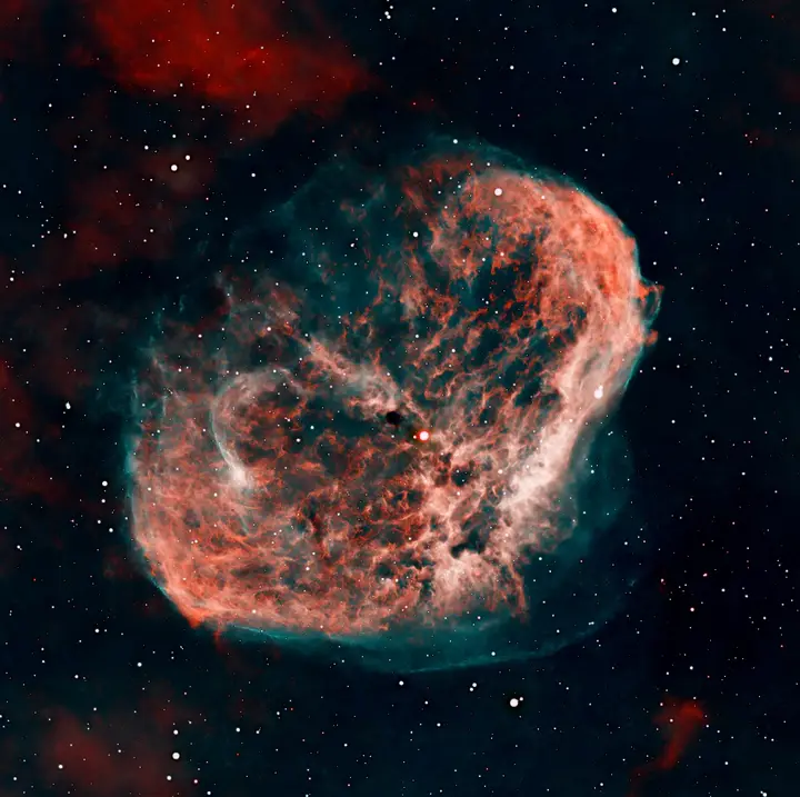Crescent Nebula (NGC 6888)